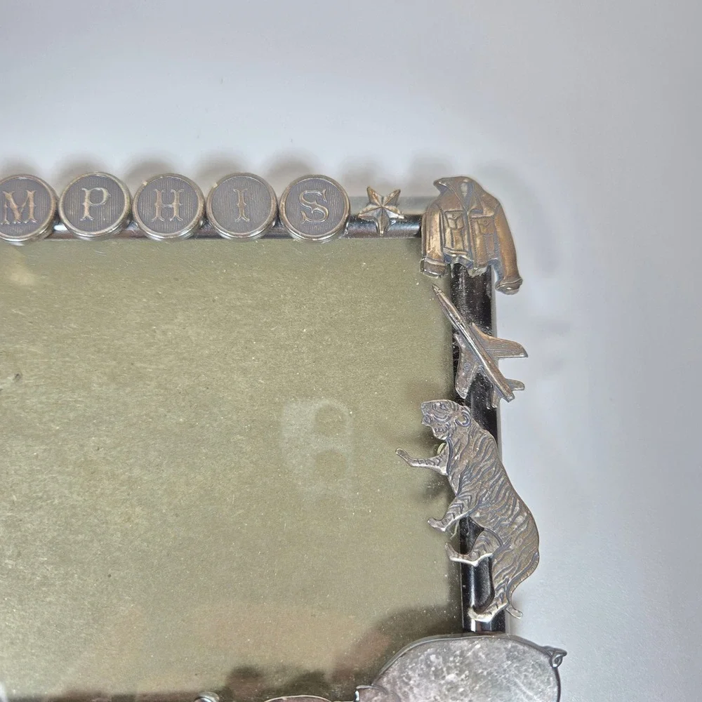 Memphis Tennessee Souvenir Picture Frame Silver Plated 3D charms Riverboat Music